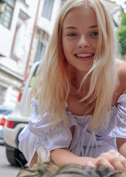 Проститутка Малика